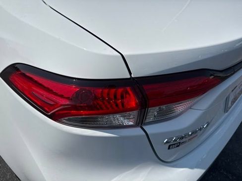 Used 2026 Toyota Corolla LE FWD image 10