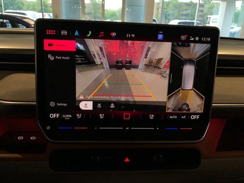 New 2025 Volkswagen ID. Buzz Pro S Plus image 28