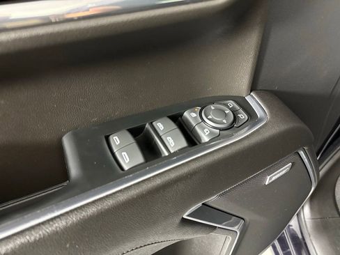 Used 2023 Chevrolet Silverado 1500 LTZ image 19