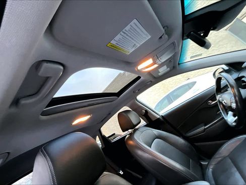 Used 2021 Hyundai Kona Limited image 13