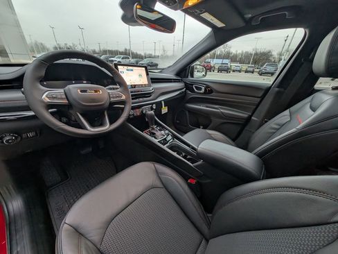 New 2026 Jeep Compass Trailhawk image 2