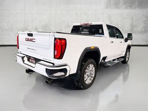 Used 2020 GMC Sierra 3500 Denali image 5