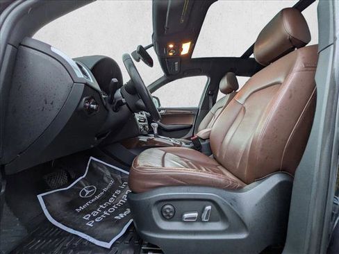 Used 2016 Audi Q5 2.0T Premium Plus w/ Technology Package image 17