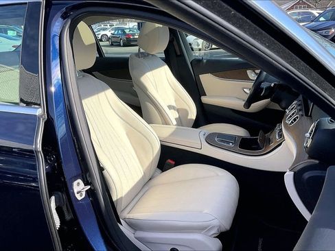 Used 2021 Mercedes-Benz E 350 4MATIC Sedan image 7
