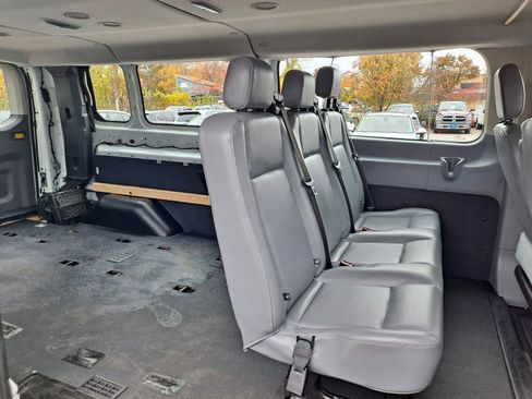 Used 2016 Ford Transit 350 XL image 8