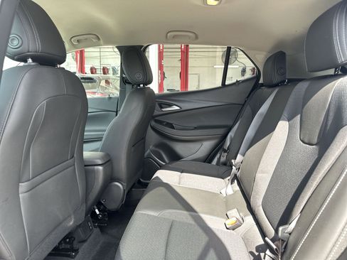 Used 2024 Buick Encore GX Preferred FWD image 23