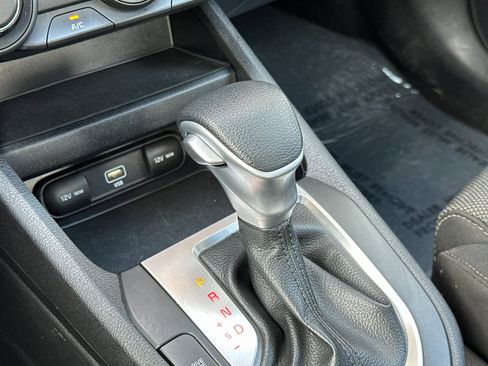 Used 2023 Kia Forte LXS image 20