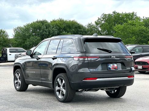 New 2026 Jeep Grand Cherokee Limited AWD/4WD image 13