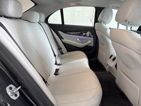 Used 2022 Mercedes-Benz E 350 4MATIC Sedan w/ AMG Line Exterior image 56