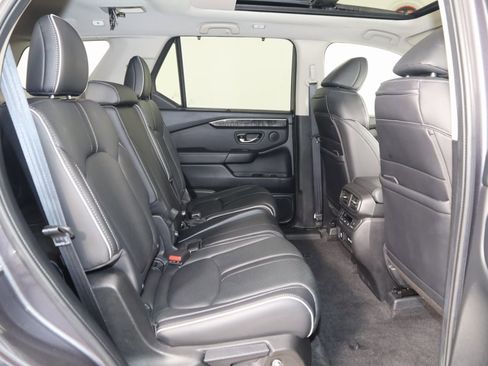 Used 2023 Honda Pilot Elite image 15