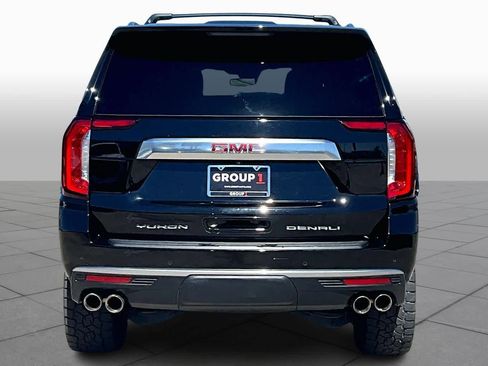 Used 2022 GMC Yukon XL Denali image 5
