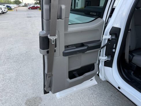 Used 2015 Ford F150 XL w/ Equipment Group 101A Mid RWD image 15
