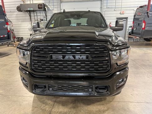 Used 2024 RAM 2500 Big Horn w/ Night Edition AWD/4WD image 44