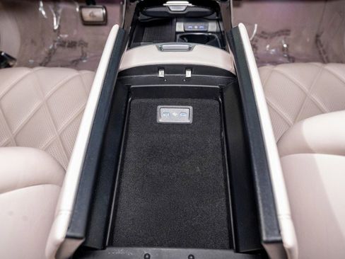 Used 2024 Mercedes-Benz Maybach S 680 4MATIC image 26