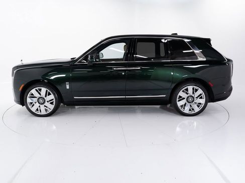 New 2026 Rolls-Royce Cullinan image 2