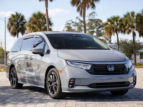 Used 2024 Honda Odyssey Elite image 1