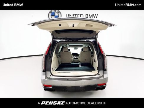 Used 2024 Cadillac Escalade Sport Platinum w/ LPO, ONYX Package AWD/4WD image 22