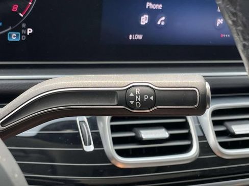 Used 2024 Mercedes-Benz GLS 580 4MATIC image 24
