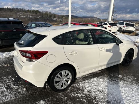 Used 2023 Subaru Impreza 2.0i image 5