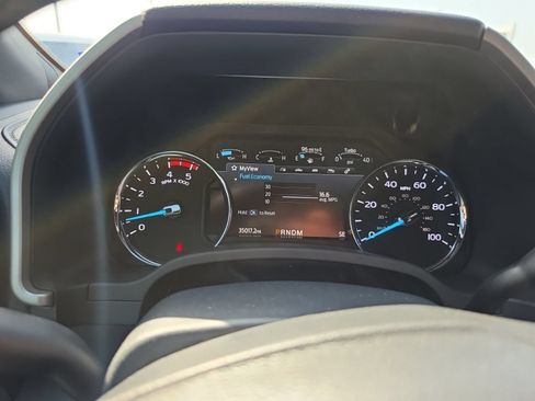 Used 2022 Ford F250 Lariat w/ Lariat Ultimate Package AWD/4WD image 20