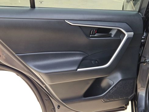 Used 2023 Toyota RAV4 LE image 15