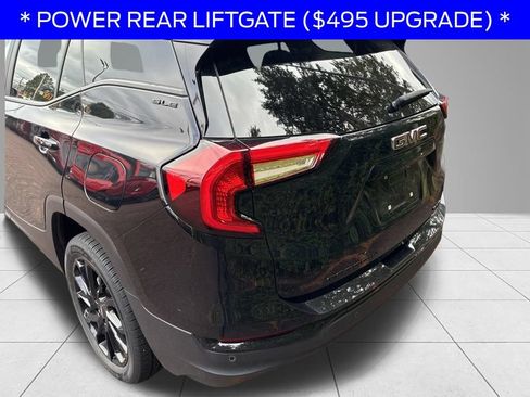 Used 2023 GMC Terrain SLE w/ Driver Convenience Package AWD/4WD image 5