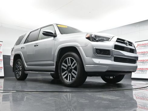 Used 2022 Toyota 4Runner Limited image 37