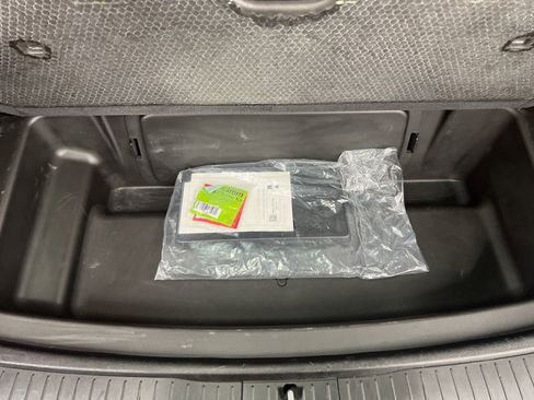 Used 2022 Jeep Grand Cherokee L Limited image 10