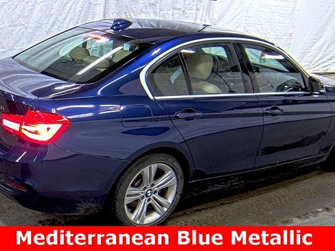 Used 2018 BMW 330i xDrive Sedan w/ Convenience Package image 2