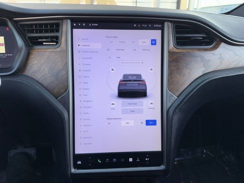 Used 2019 Tesla Model X Long Range image 15