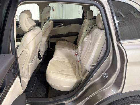 Used 2019 Lincoln Nautilus Reserve w/ Cargo Utility Package image 12