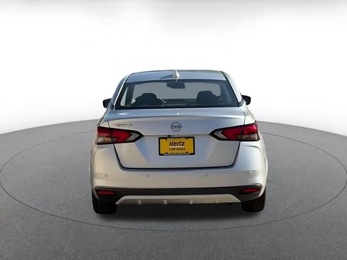 Used 2025 Nissan Versa SV FWD image 12