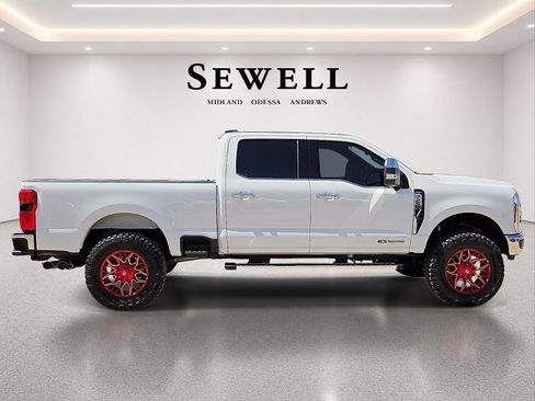 Used 2025 Ford F250 Lariat w/ Chrome Package AWD/4WD image 5
