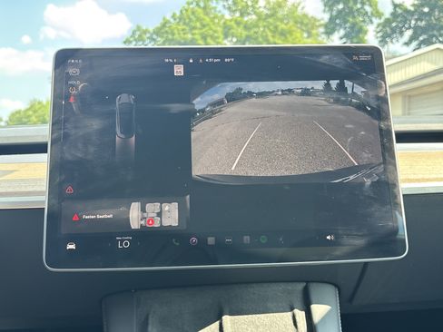 Used 2023 Tesla Model 3 Standard Range RWD image 18