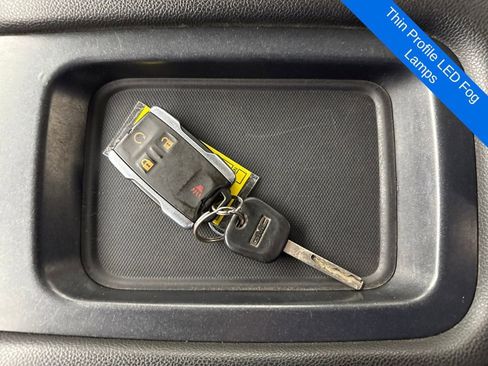 Used 2017 GMC Sierra 1500 SLT w/ SLT Premium Package image 32