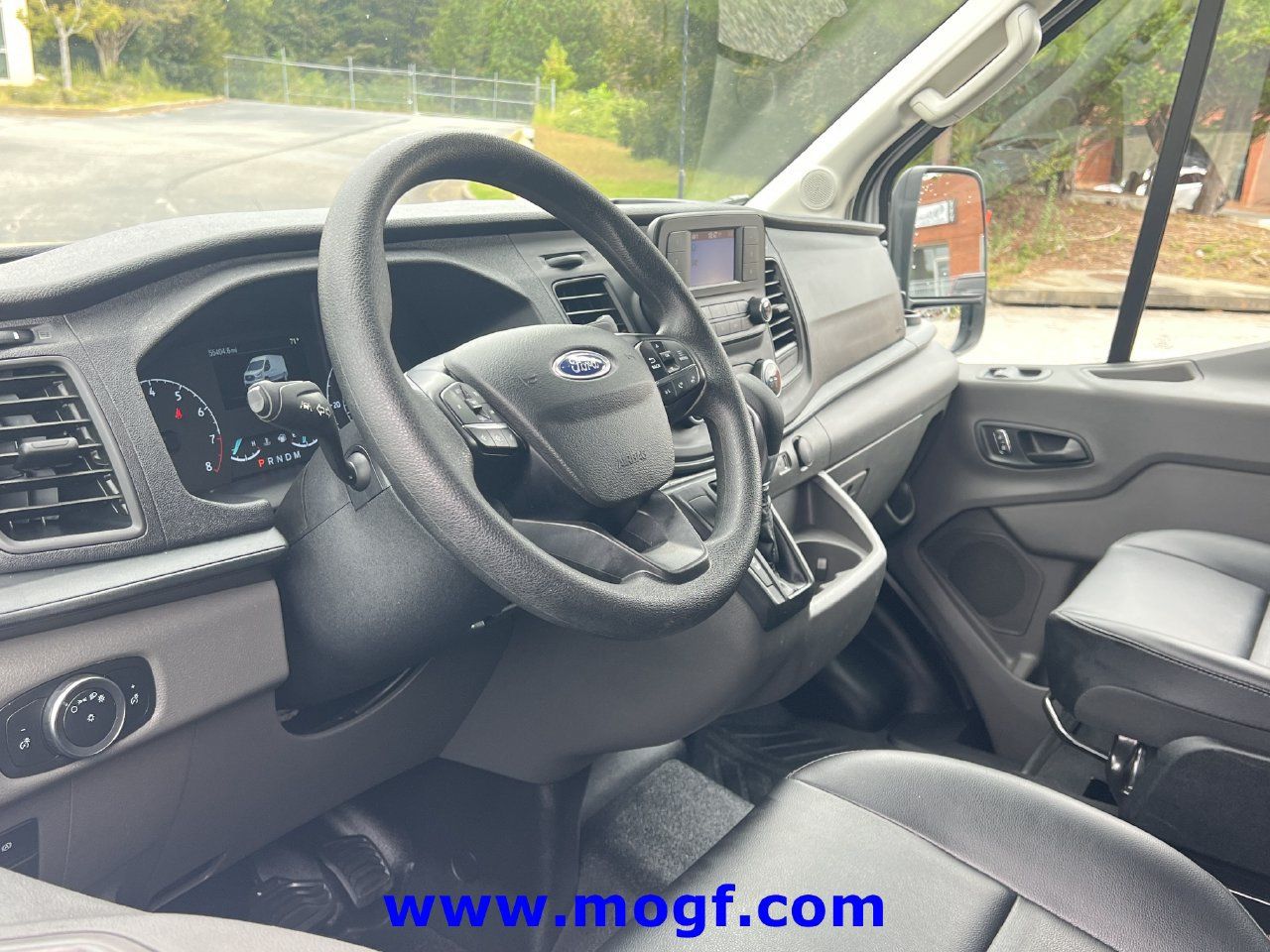 Used 2025 Ford Transit 250 148 High Roof RWD image 5
