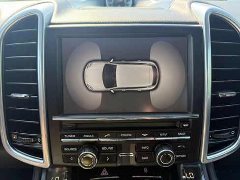 Used 2012 Porsche Cayenne S AWD/4WD image 19