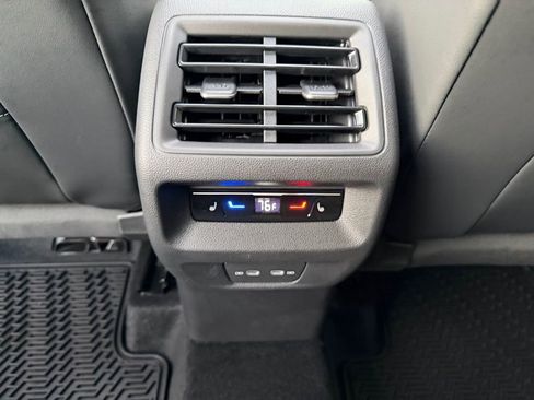 New 2026 Volkswagen Tiguan SEL R-Line image 27