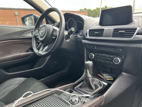 Used 2017 MAZDA MAZDA3 Grand Touring w/ Premium Equipment Package image 24