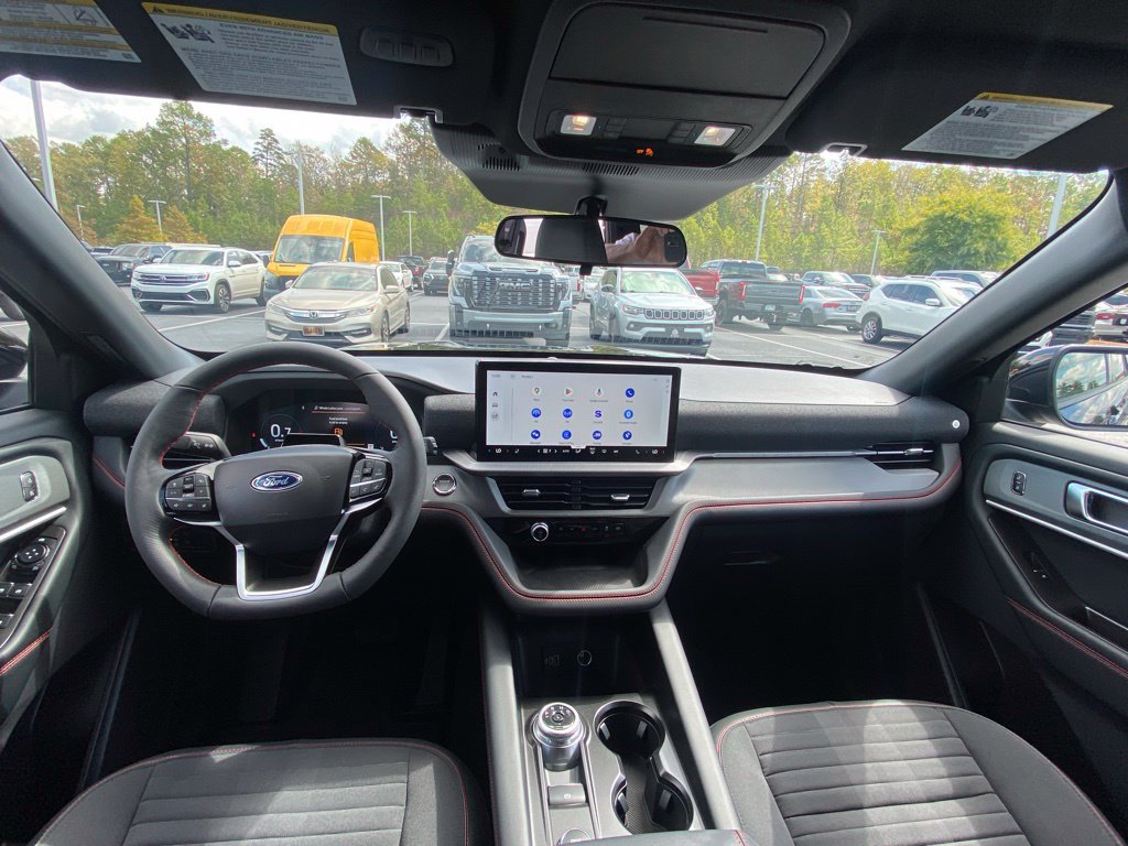 New 2026 Ford Explorer ST-Line w/ ST-Line Street Pack AWD/4WD image 27