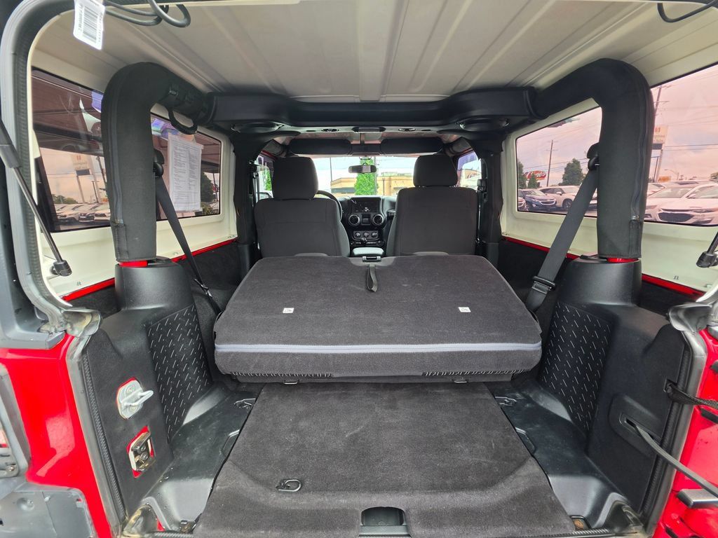 Used 2011 Jeep Wrangler Sport AWD/4WD image 7