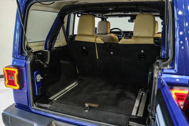 Used 2019 Jeep Wrangler Unlimited Sahara AWD/4WD image 51