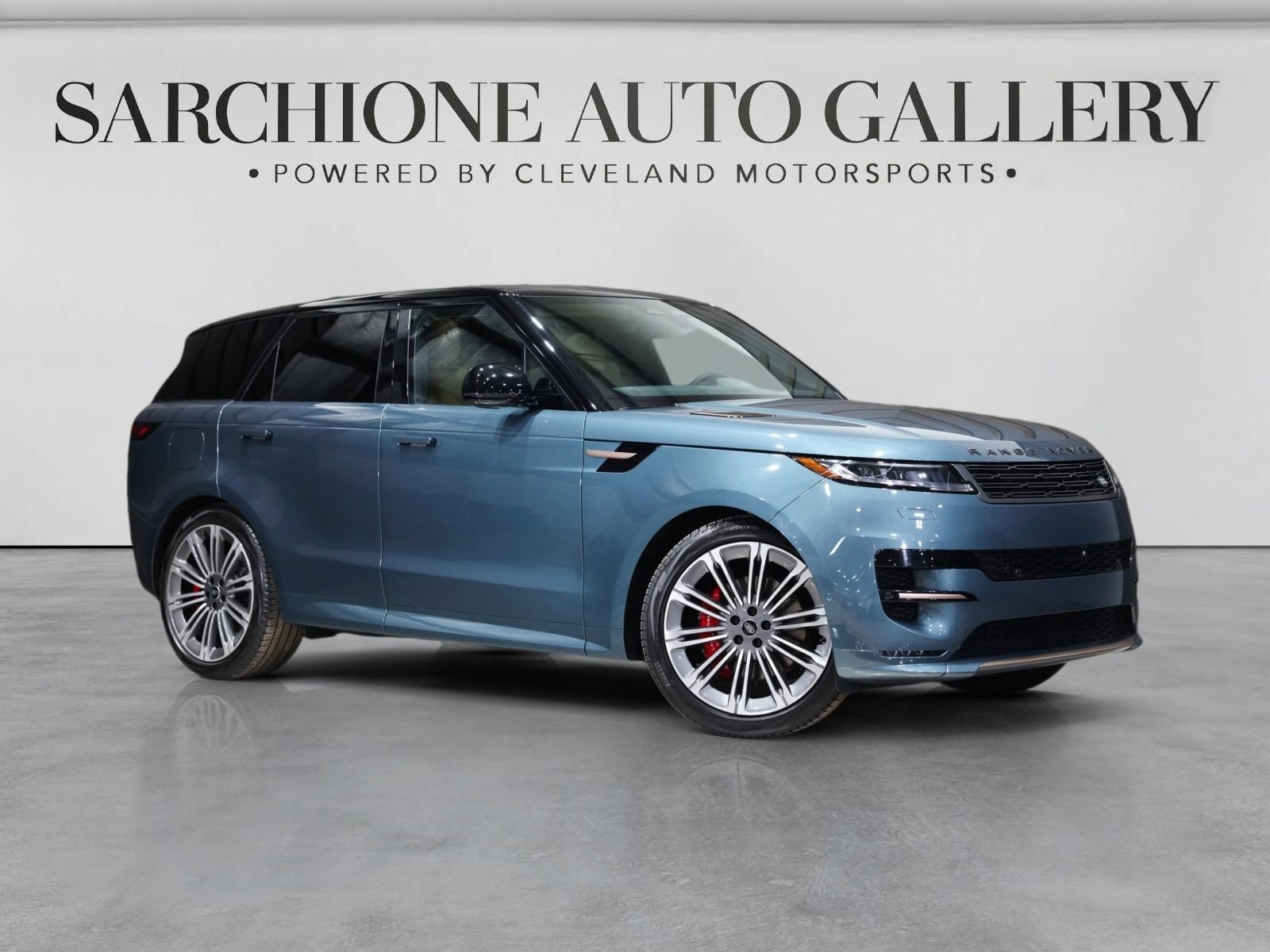 Used 2024 Land Rover Range Rover Sport Dynamic SE AWD/4WD image 1