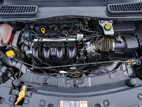 Used 2019 Ford Escape S image 16