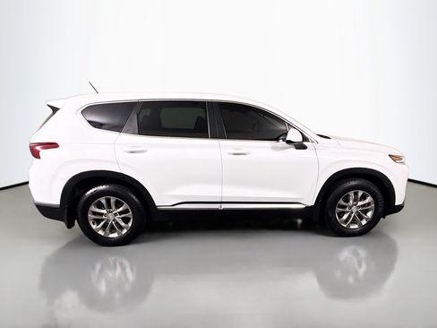 Used 2020 Hyundai Santa Fe SE FWD image 11