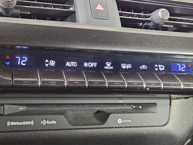 Used 2022 Lexus UX 200 w/ Accessory Package (Z2) FWD image 19