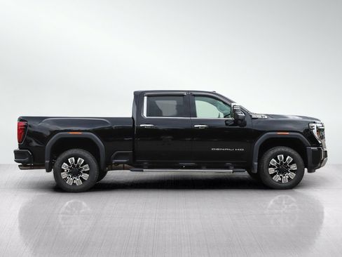 Used 2026 GMC Sierra 2500 Denali w/ Technology Package AWD/4WD image 6