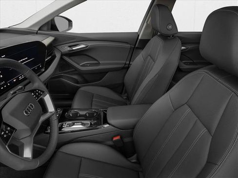 New 2027 Audi Q6 e-tron Prestige AWD/4WD image 6