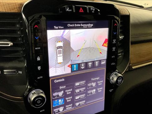 Used 2019 RAM 1500 Limited image 25