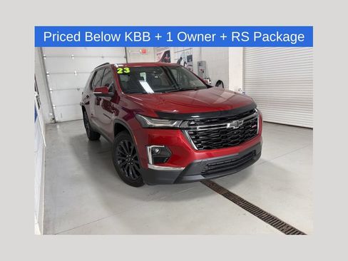 Used 2023 Chevrolet Traverse RS w/ LPO, Floor Liner Package AWD/4WD image 1